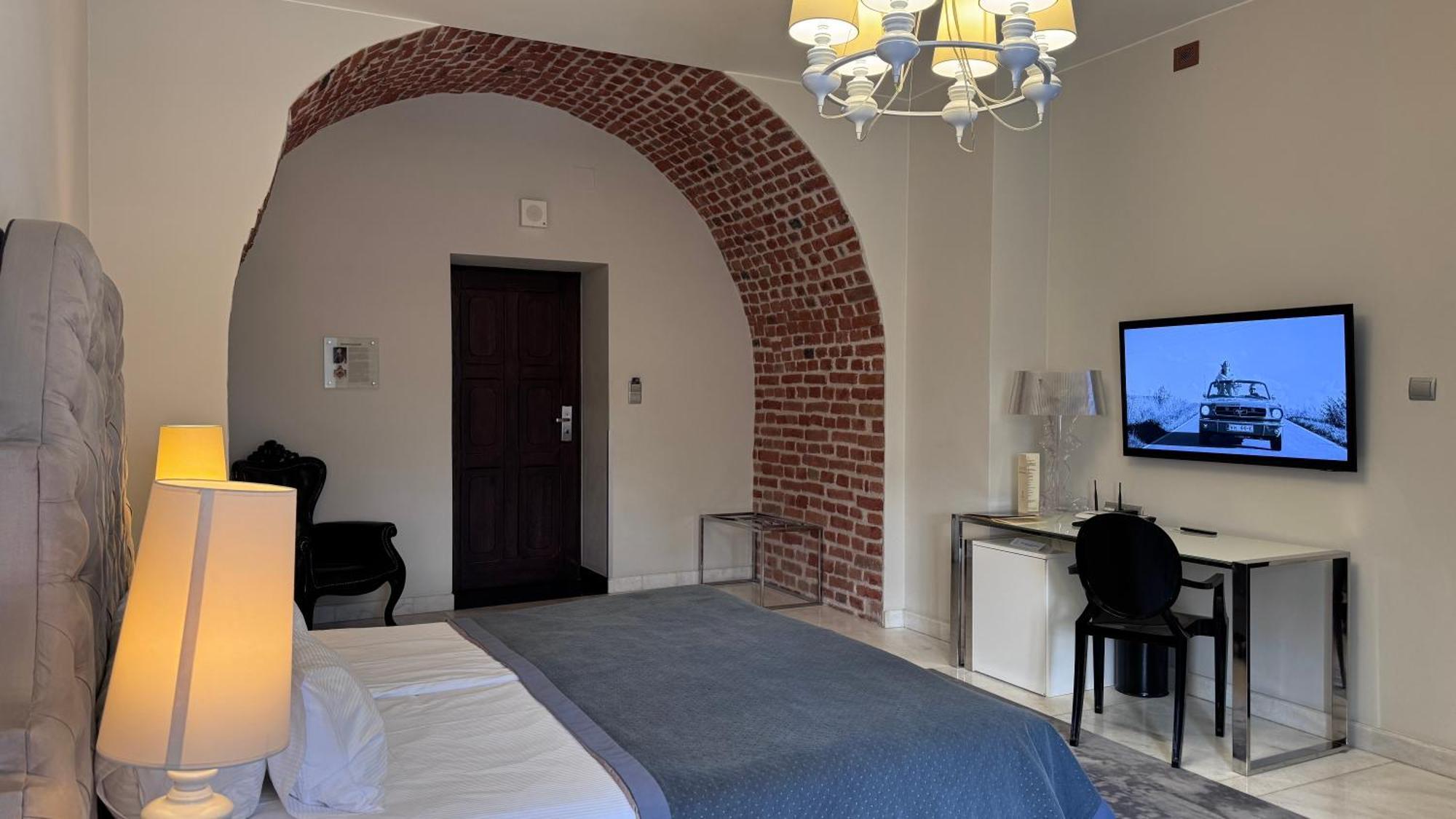 Hotel Krasicki Lidzbark Warmiński Exteriör bild